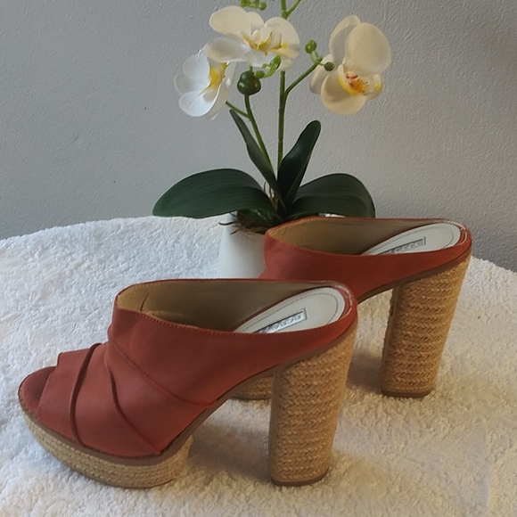 BCBGeneration Shoes - BCBGeneration Rust  Cecily Platform Shoe Sz 7.5